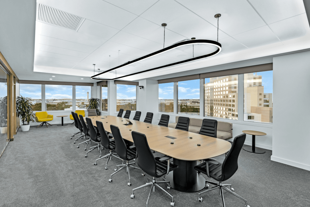curved led linear lighting in meeting room
